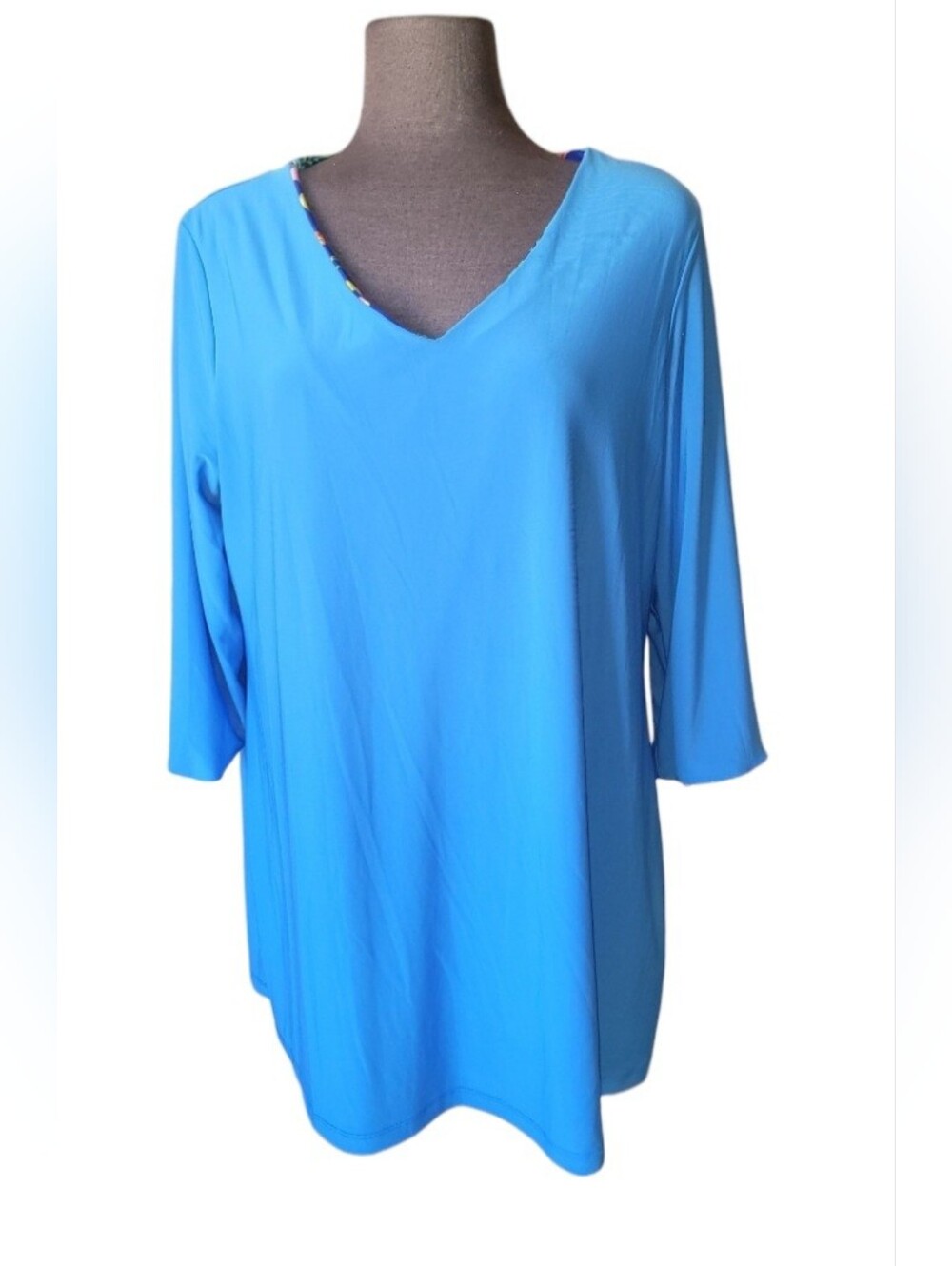 Attitudes By Renee Reversible Women’s V-Neck Tunic Top Blue Floral & Solid Blue - Picture 7 of 16